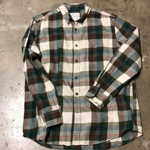St. John’s Bay flannel shirt. Large. 100% cotton.
